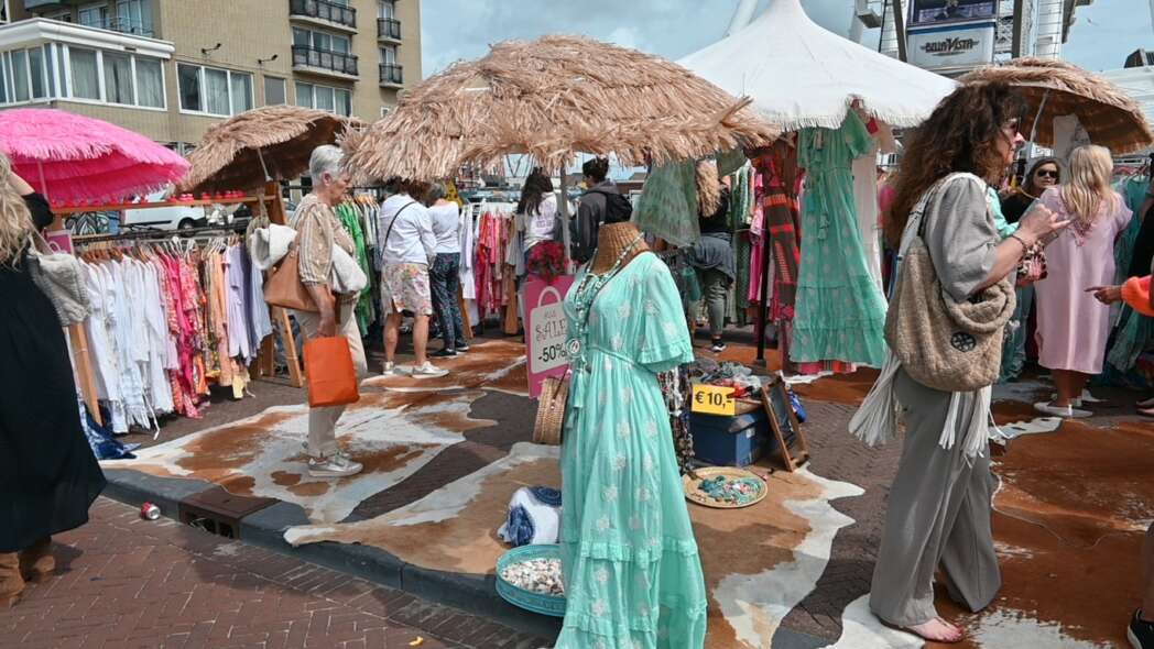 Ibiza markt op boulevard Noordwijk en een heel bijzondere ontmoeting